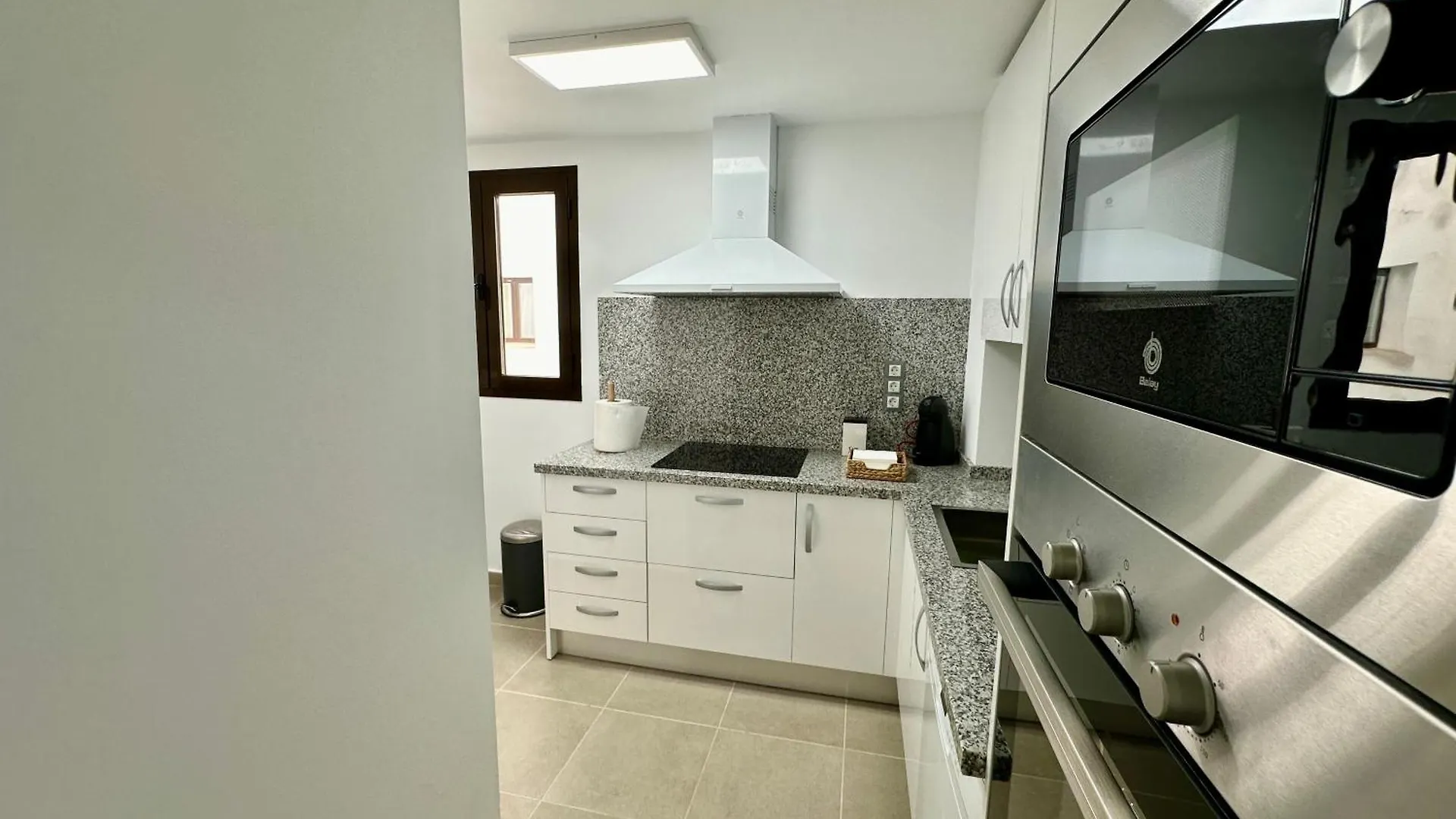 Ayre Homes 3 Εστεπόνα 0*,  Ισπανία